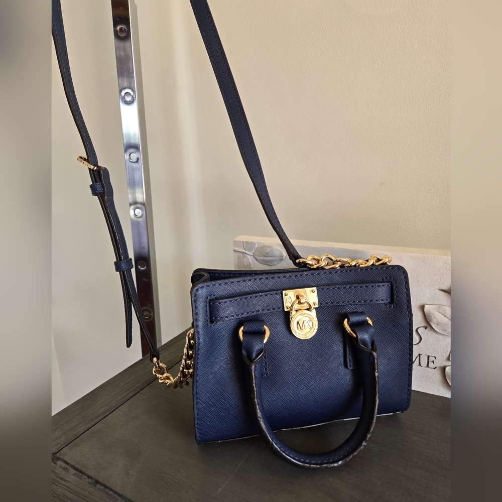 Michael Kors Mini Hamilton Crossbody Navy Blue/Gold
